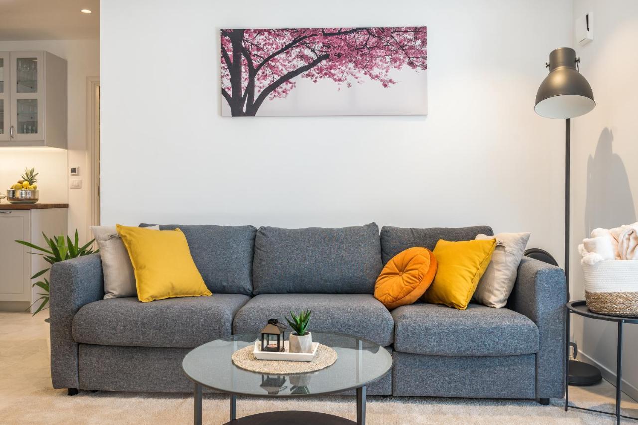 Luxury Apartments Azalea 시베니크 외부 사진