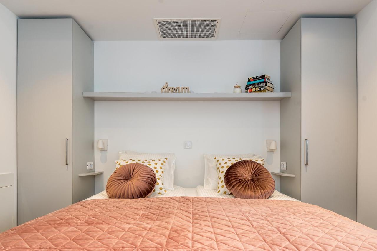 Luxury Apartments Azalea 시베니크 외부 사진